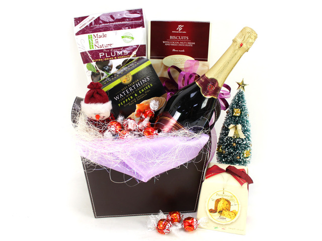 Christmas Gift Hamper - 2009 Gift Hamper 1 - A2196 Photo