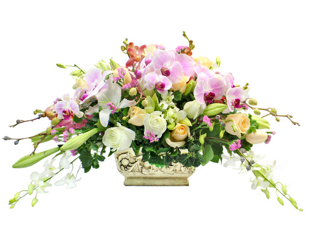 Florist Flower Arrangement - Florist Vase Decor W02 - L0168677 Photo