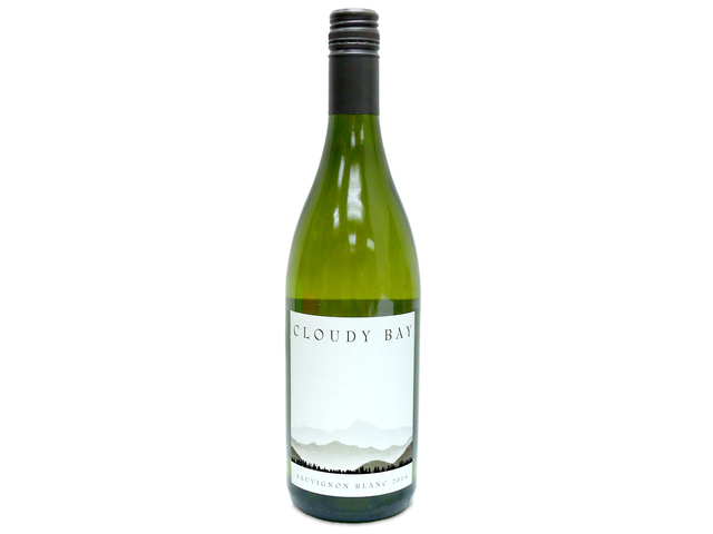 Wine Champagne Liquers - Cloudy Bay Sauvignon Blanc, New Zealand - L36669349 Photo